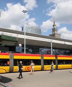 Warszawa. Pożar na Dworcu Centralnym, ogień pojawił się między torami