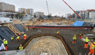 Metro na Bemowie nie zwalnia tempa. Prace schodzą pod ziemię