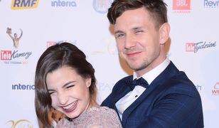 Mama Antka Królikowskiego nie ma nic przeciwko młodziutkiej Julii Wieniawie. "To moja ulubiona partnerka Antka"