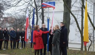 Aleja Pawła Adamowicza w Warszawie odsłonięta. "To symbol samorządu"