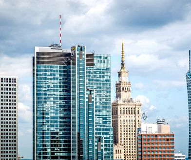 Warszawskie centrum bez prądu. Światło zgasło w biurowcach i ministerstwach