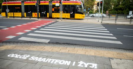 Pojawi się ponad 200 napisów przed pasami. Nowa akcja społeczna