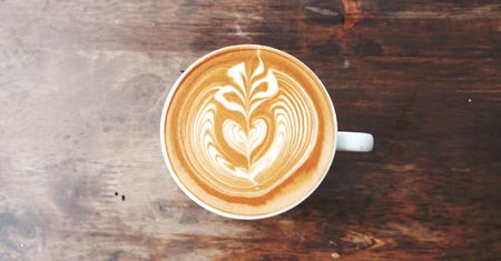Dla fanów subtelnego latte i cappuccino. Ekspresy do zabielanych kaw