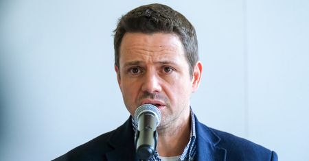 Warszawa. Rafał Trzaskowski apeluje o przełożenie egzaminów