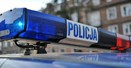 Wypadek we Wrocławiu. Radiowóz uderzył w auto z urzędnikiem marszałka