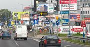 Zakaz wywieszania banerów reklamowych. Kara za dzień zwłoki