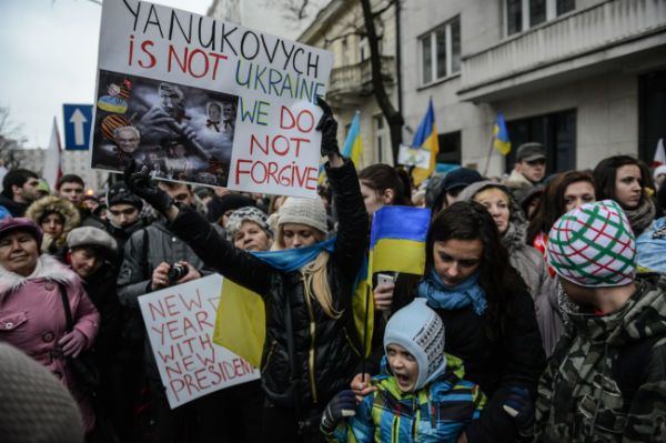 Manifestacja przed ambasadą Ukrainy w Warszawie