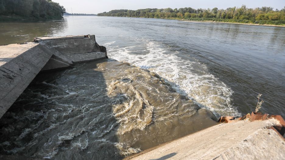 Warszawa. Awaria oczyszczalni ścieków "Czajka"
