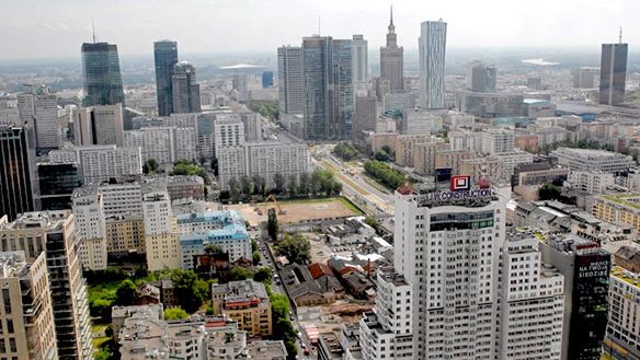 Smog Warszawa - 10 stycznia: Zła jakość powietrza, normy przekroczone dwukrotnie