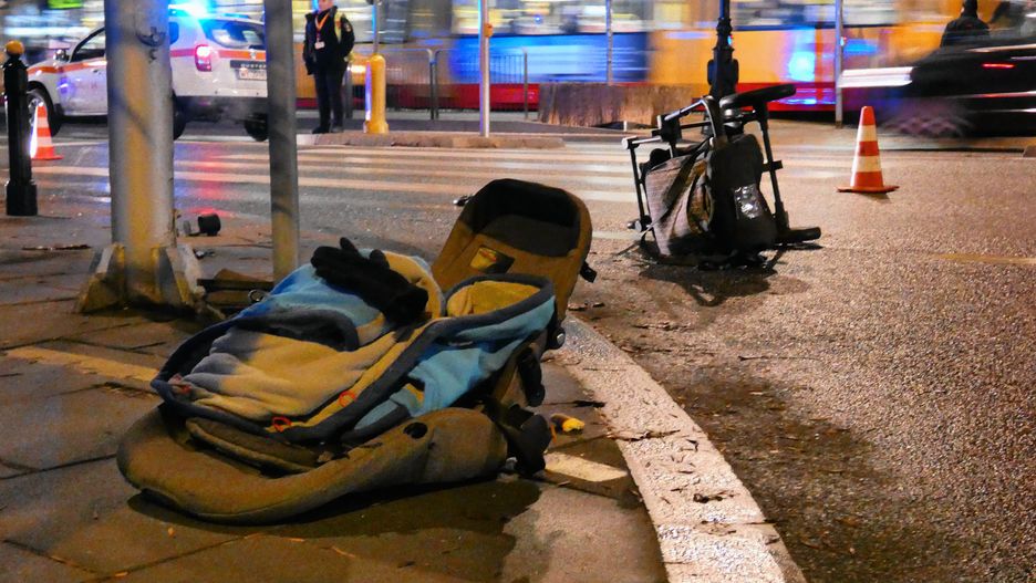 Warszawa. Miejsce potracenia matki z dzieckiem w wózku, ul. Zajączka, 6 lutego br.