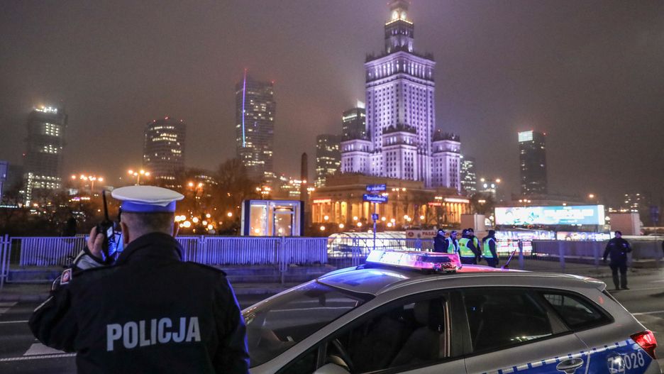 Warszawa. W nocy z 27 na 28 stycznia br. doszło do kilku kolizji na Marszałkowskiej w centrum stolicy