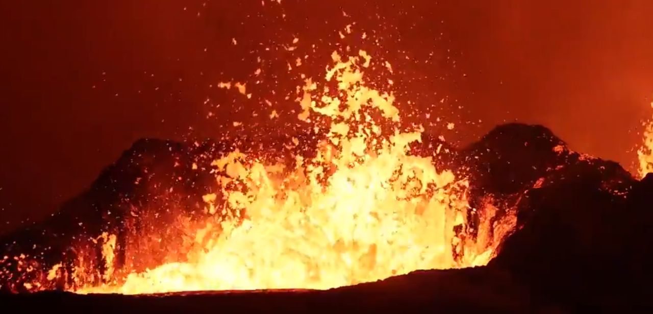 Wylewająca się z wulkanu Kilauea na Hawajach lawa. To nagranie najlepiej pokazuje skalę kataklizmu