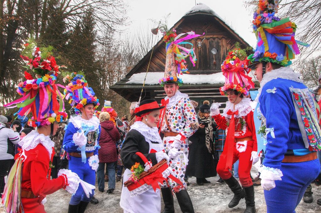 Hlinecko słynie z barwnych korowodów