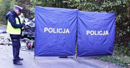 Tragiczny wypadek w Warszowicach. Motocyklista zderzył się z busem