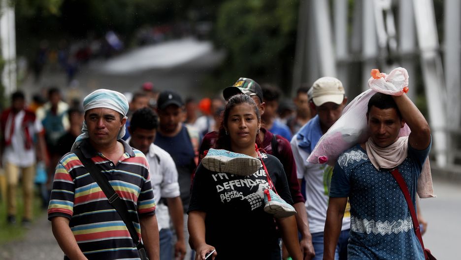 Karawana migrantów – ponad 2000 obywateli Hondurasu wędruje w kierunku USA