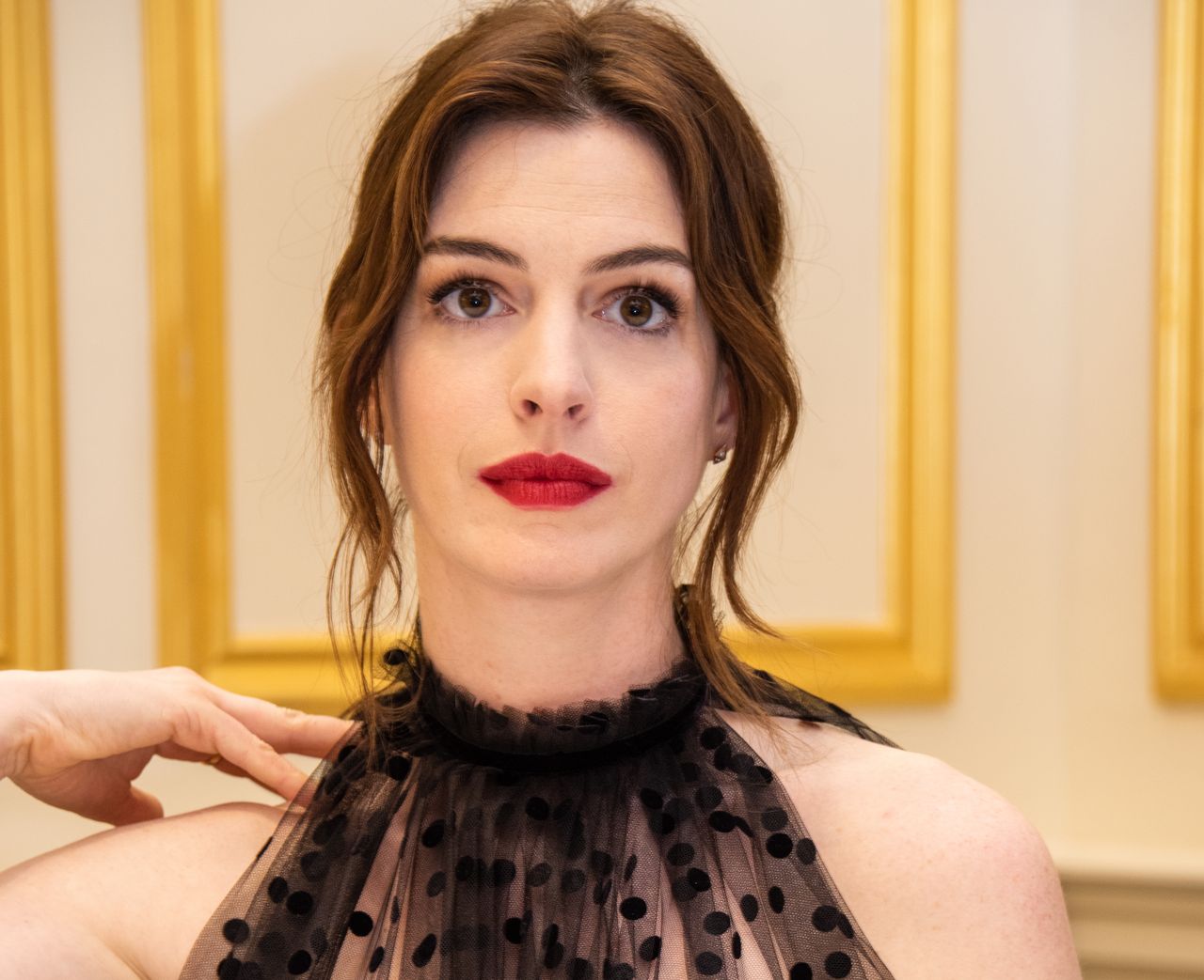 Atak nożownika na planie filmu z Anne Hathaway. Ofiara trafiła do szpitala