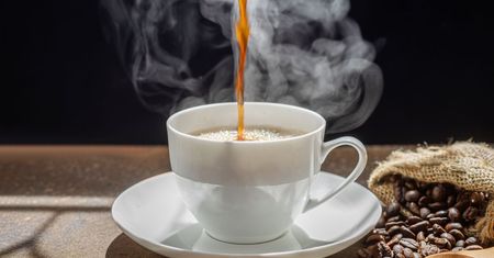 Moja kawa szybko traciła aromat. Nie wiedziałam, że popełniam poważny błąd