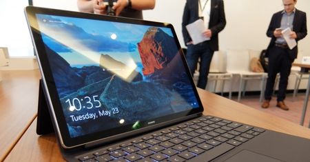 Kolejny problem Huawei. Laptopy bez Windowsa? Microsoft chce zakończyć współpracę