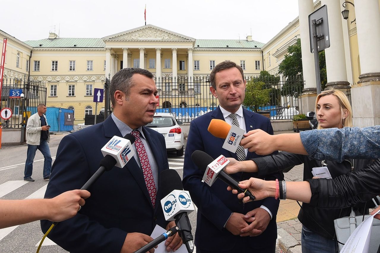 Trójka z Nowoczesnej zakłada stowarzyszenie. "Lubnauer nic nie wie"