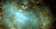 Asteroida zarejestrowana przez teleskop Hubble'a na tle Mgławicy Kraba