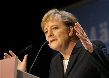 Merkel wpadnie do Warszawy?