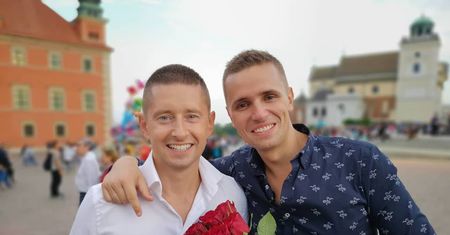 Słynna para gejów znowu zaskakuje. Jakub i Dawid oświadczyli się sobie 100 razy