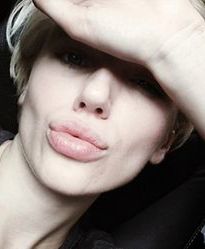 Joanna Majstrak powiększyła usta?