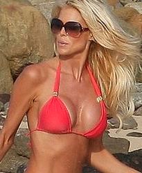 Boskie ciało Victorii Silvstedt