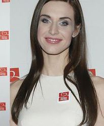 Szczupła Julia Kamińska na Gali Szlachetnej Paczki