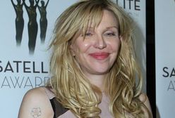 Co się stało z twarzą Courtney Love?!