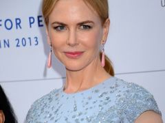 Nicole Kidman wygląda jak woskowa lalka