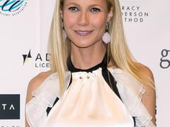 Gwyneth Paltrow przydałby się stanik