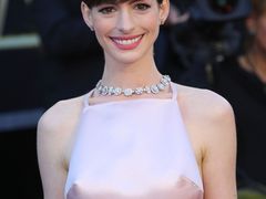 Anne Hathaway - zdobywczyni Oscara nie uniknęła wpadki