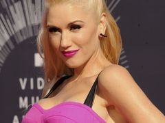 Gwen Stefani "odmłodziła" sobie twarz?