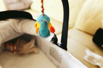 Zasiłki macierzyńskie z ZUS biją rekordy. Blisko 80 tys. zł co miesiąc