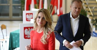 Kasia Tusk z rodziną na wyborach!