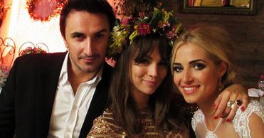 Paulina Krupińska i Sebastian Karpiel-Bułecka razem na ślubie Rozalii Mancewicz