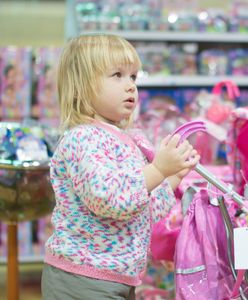 Zabawki pod lupą. Cudów nie ma: im zabawka tańsza, tym więcej w niej szkodliwych substancji