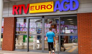 W RTV Euro AGD nie chcieli sprzedać chłopcu słuchawek do gry, bez zgody rodziców. Co na to prawo?
