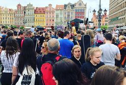 We Wrocławiu biją rekord Guinnessa. Jeszcze nigdy tyle osób nie grało kawałka Hendrixa