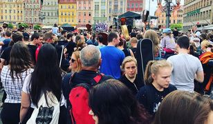 We Wrocławiu biją rekord Guinnessa. Jeszcze nigdy tyle osób nie grało kawałka Hendrixa