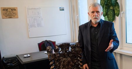 NIK: Cezary Morawski nielegalnie wydawał pieniądze na wynajem mieszkania i honoraria