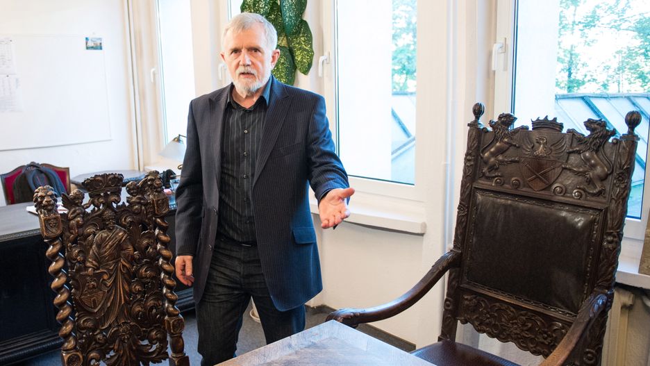 Cezary Morawski boryka się z długami teatru
