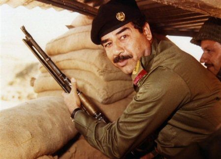 Saddam, były władca Iraku, oskarżony o ludobójstwo