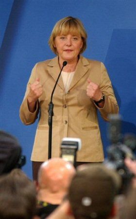 Merkel jest zainteresowana dobrymi stosunkami z Polską