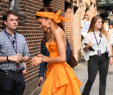 Zendaya pokazuje nogi modelki