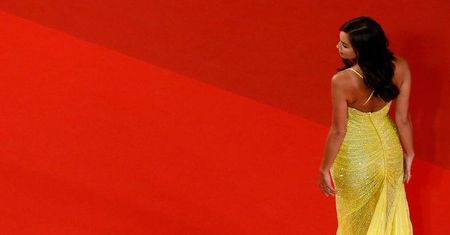 Irina Shayk w Cannes. Trudno uwierzyć, że urodziła 2 miesiące temu