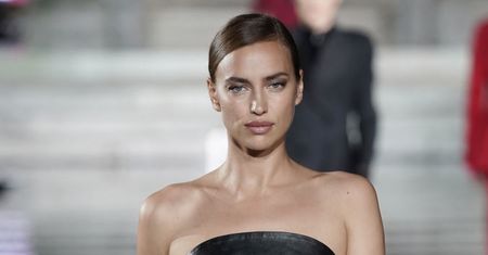 Irina Shayk na wybiegu we Włoszech. Modelka rzuciła się w wir pracy