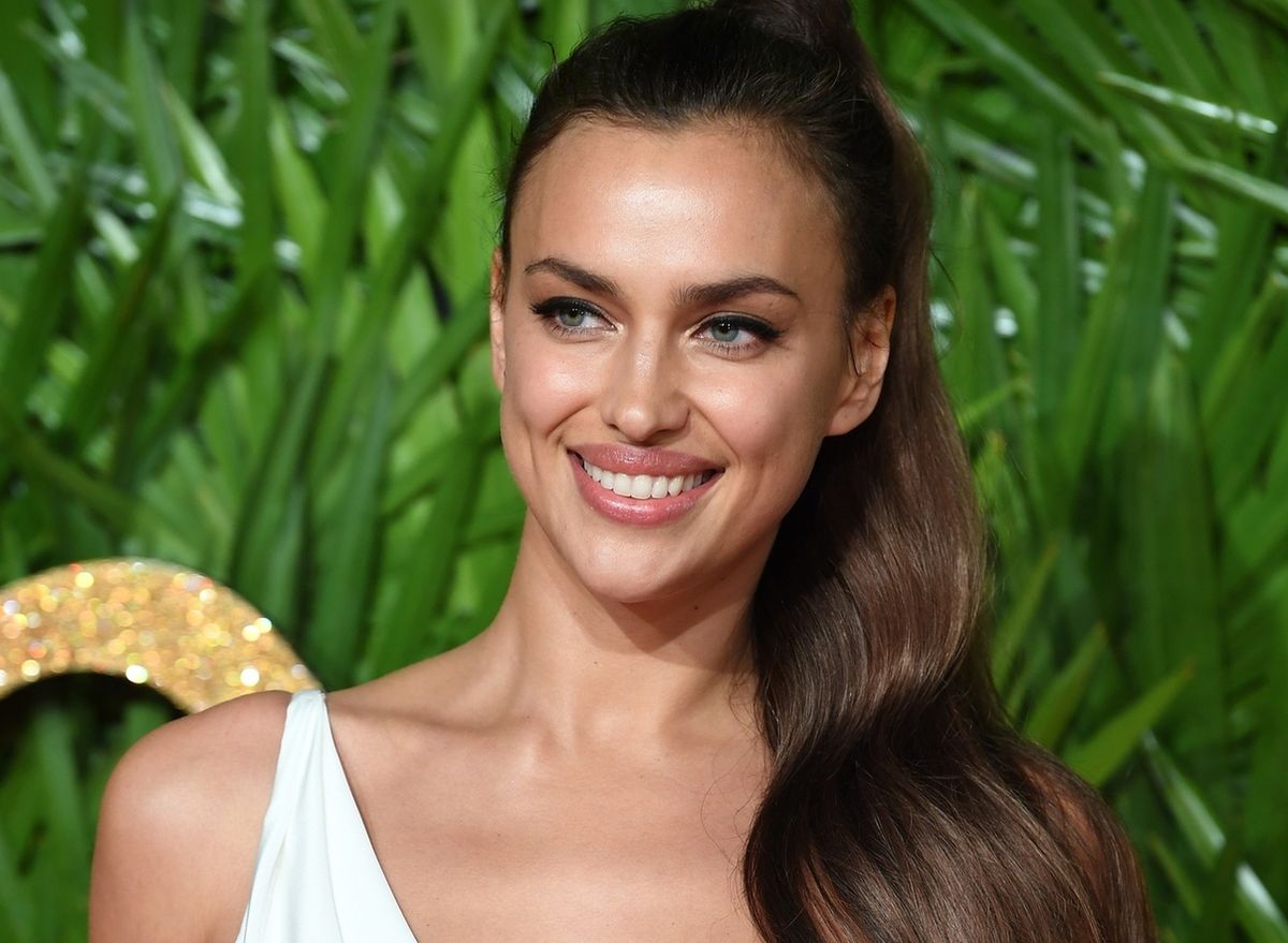 Irina Shayk pozuje w samej bieliźnie. Trudno uwierzyć, że urodziła dziecko