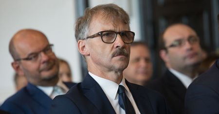 Szef KRS Leszek Mazur: Trzeba powiedzieć, czego sądy robić nie mogą